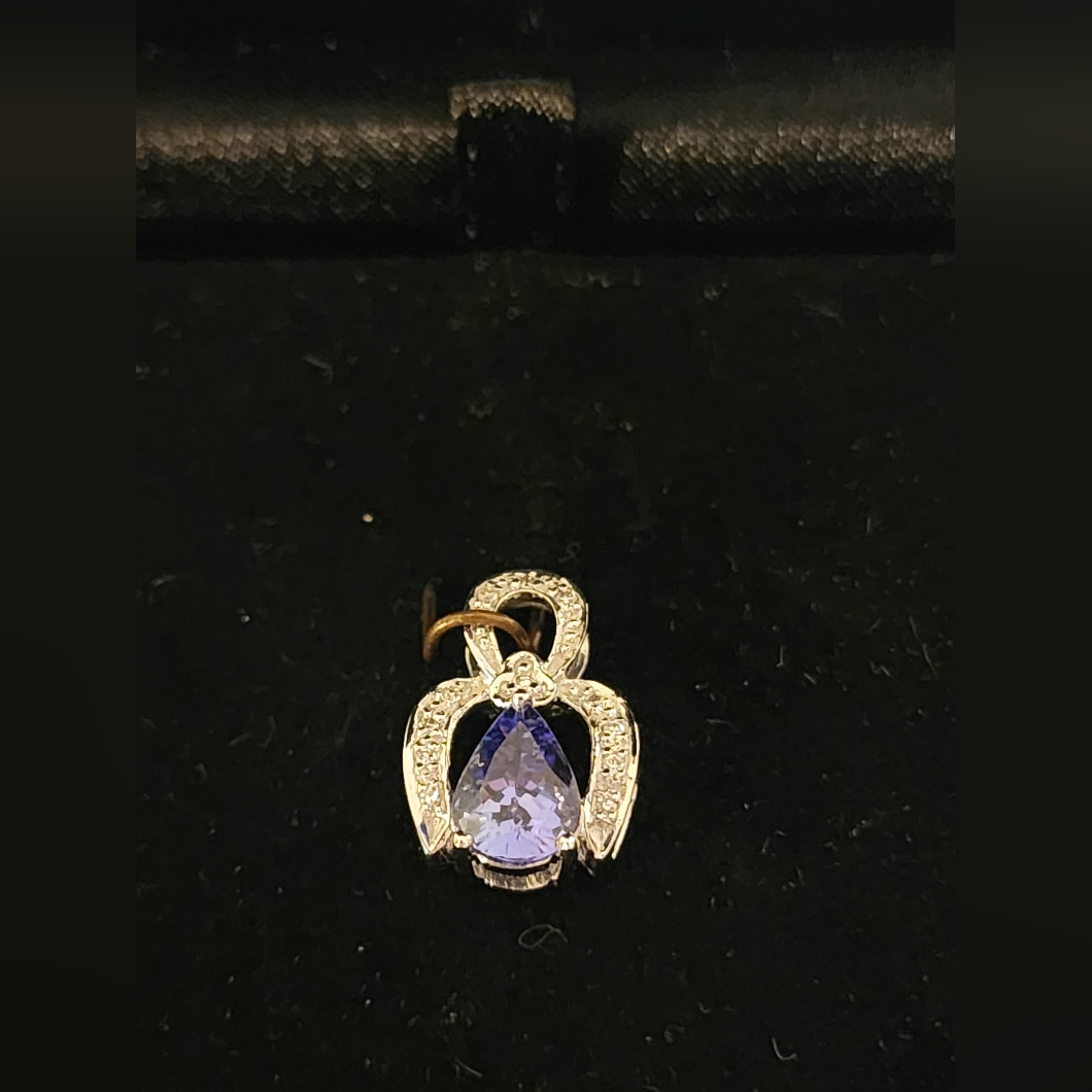 18k White Gold 0976 Ct Natural Pear Tanzanite  Diamond Halo Pendant